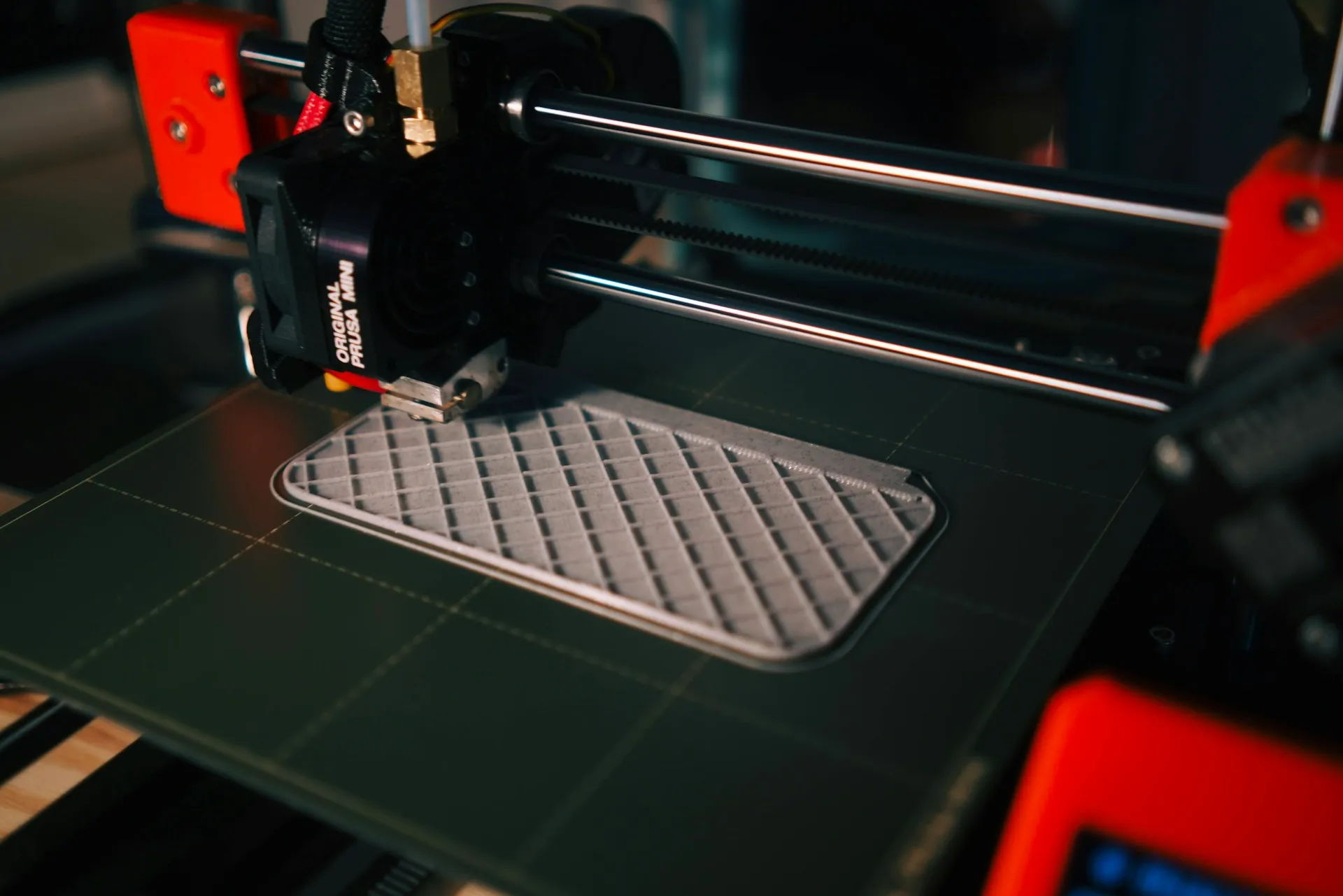 How to Find a 3D Printing Service Near You (and What to Ask Before You Order)